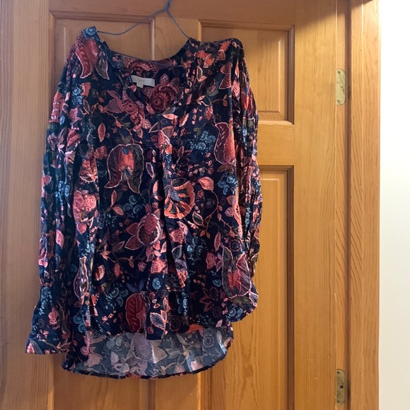 Loft Print Top - Size M - Picture 1 of 3